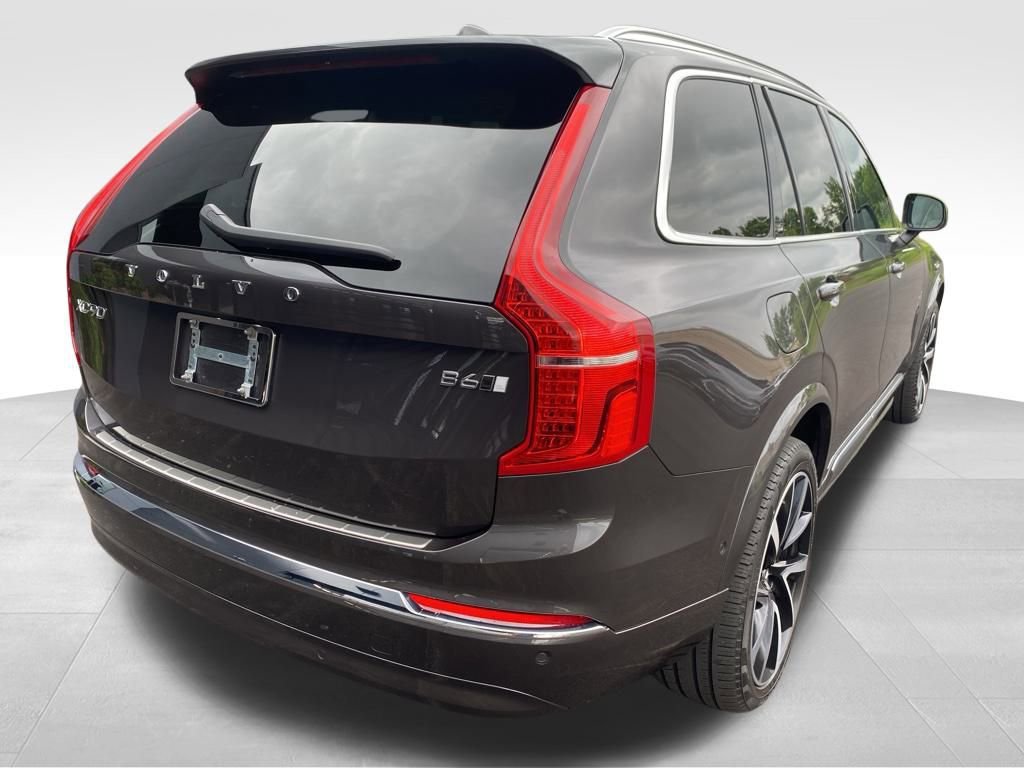 Used 2023 Volvo XC90 B6 Plus w/ Protection Package image 20