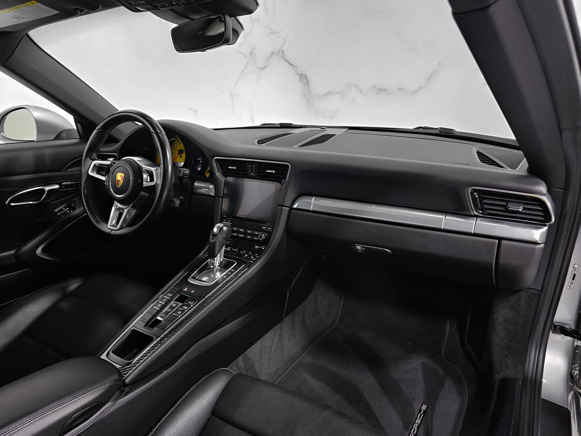 Used 2019 Porsche 911 Carrera RWD image 16