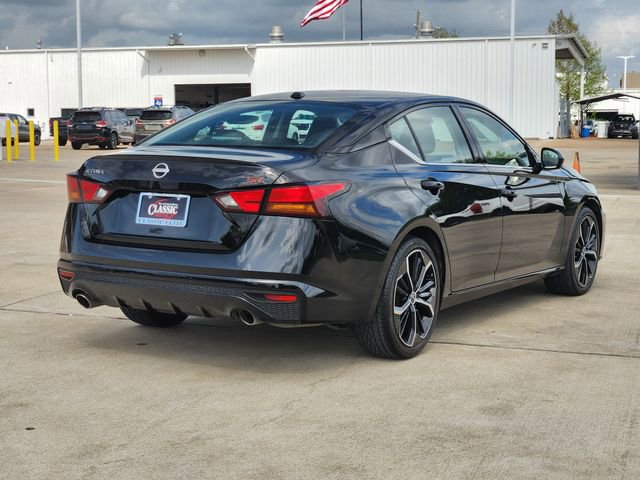 Used 2023 Nissan Altima 2.5 SR FWD image 7
