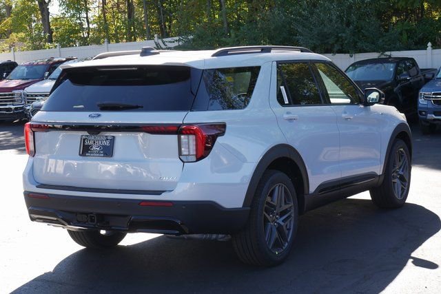 New 2026 Ford Explorer ST-Line w/ ST-Line Street Pack image 12