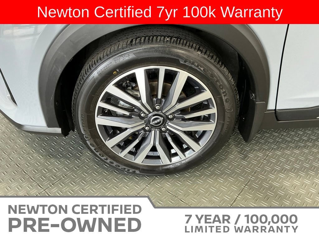 Used 2024 Nissan Kicks SR w/ SR Premium Package FWD image 42