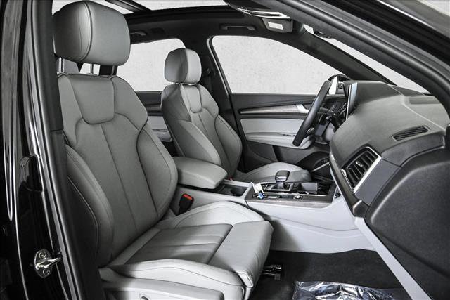 Certified 2024 Audi Q5 e Premium Plus w/ Premium Plus Package image 23