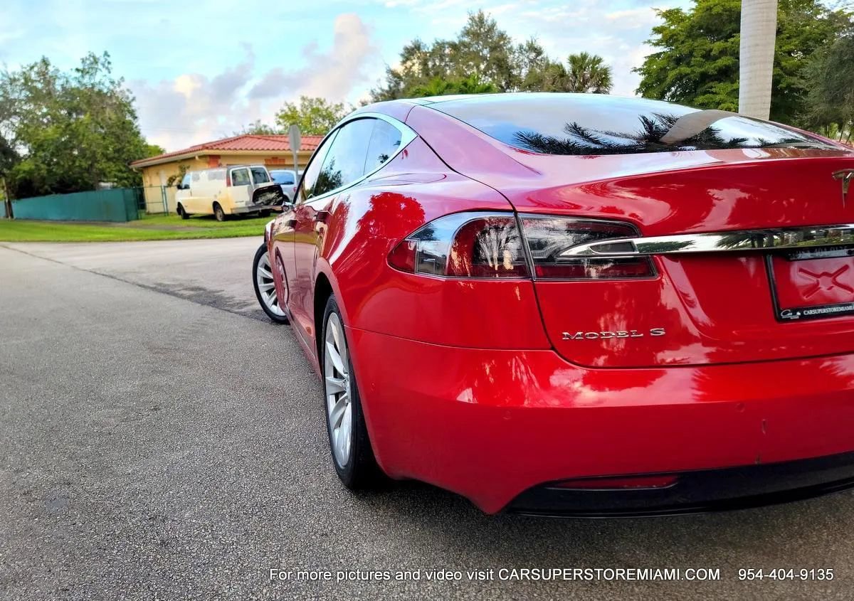 Used 2016 Tesla Model S 70D AWD/4WD image 13