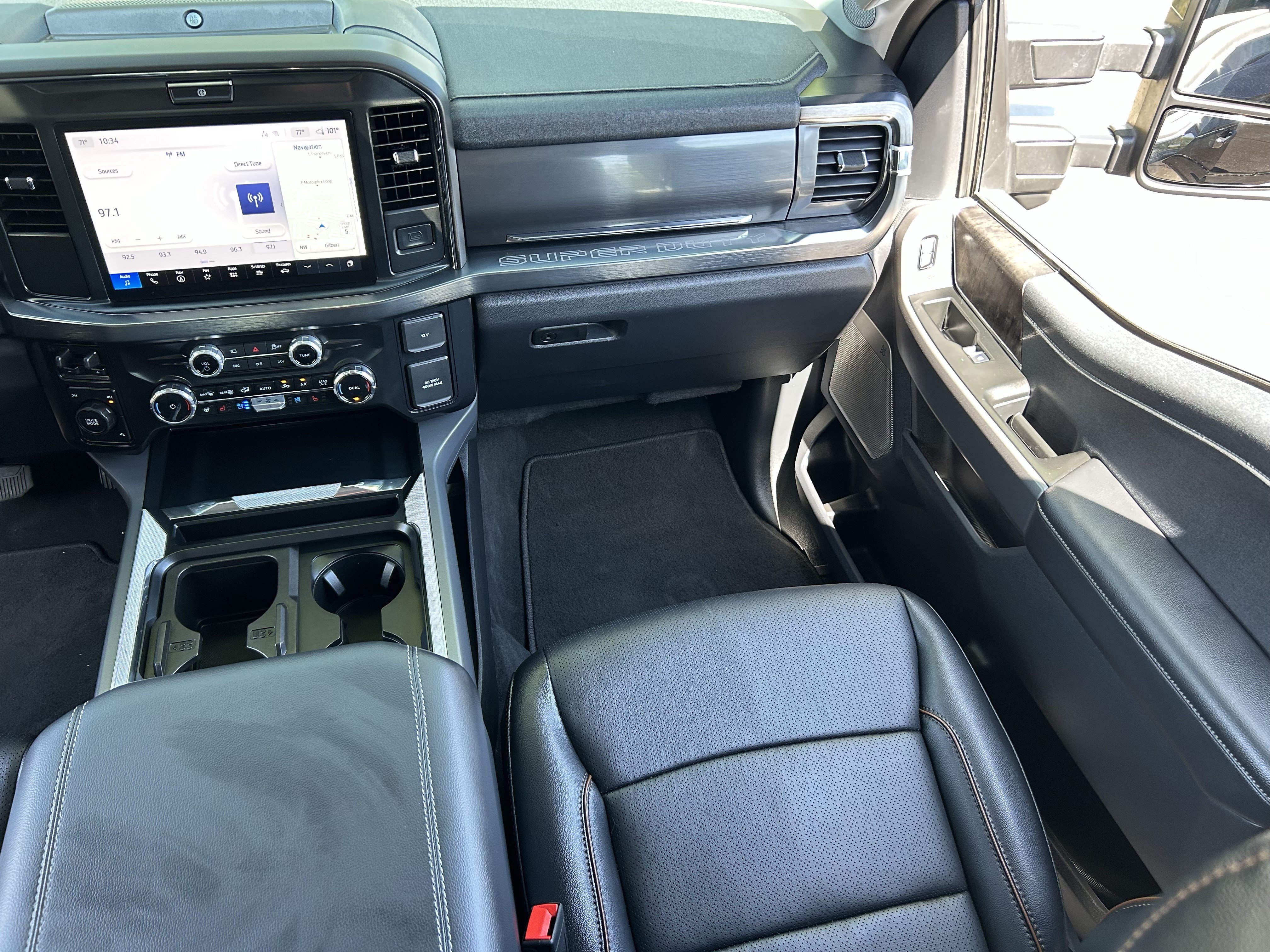 Used 2025 Ford F250 Lariat AWD/4WD image 14