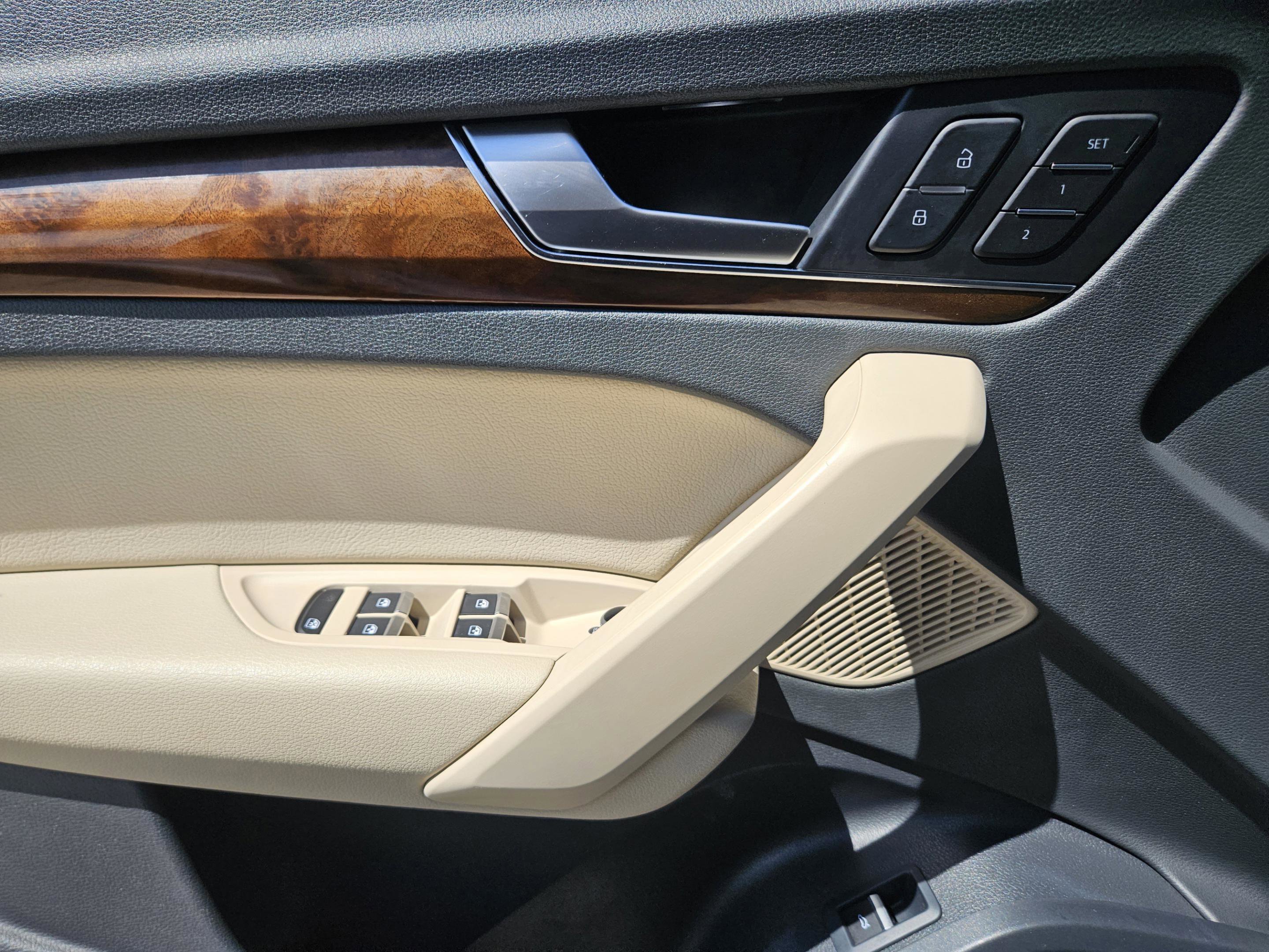 Used 2018 Audi Q5 2.0T Premium Plus image 23