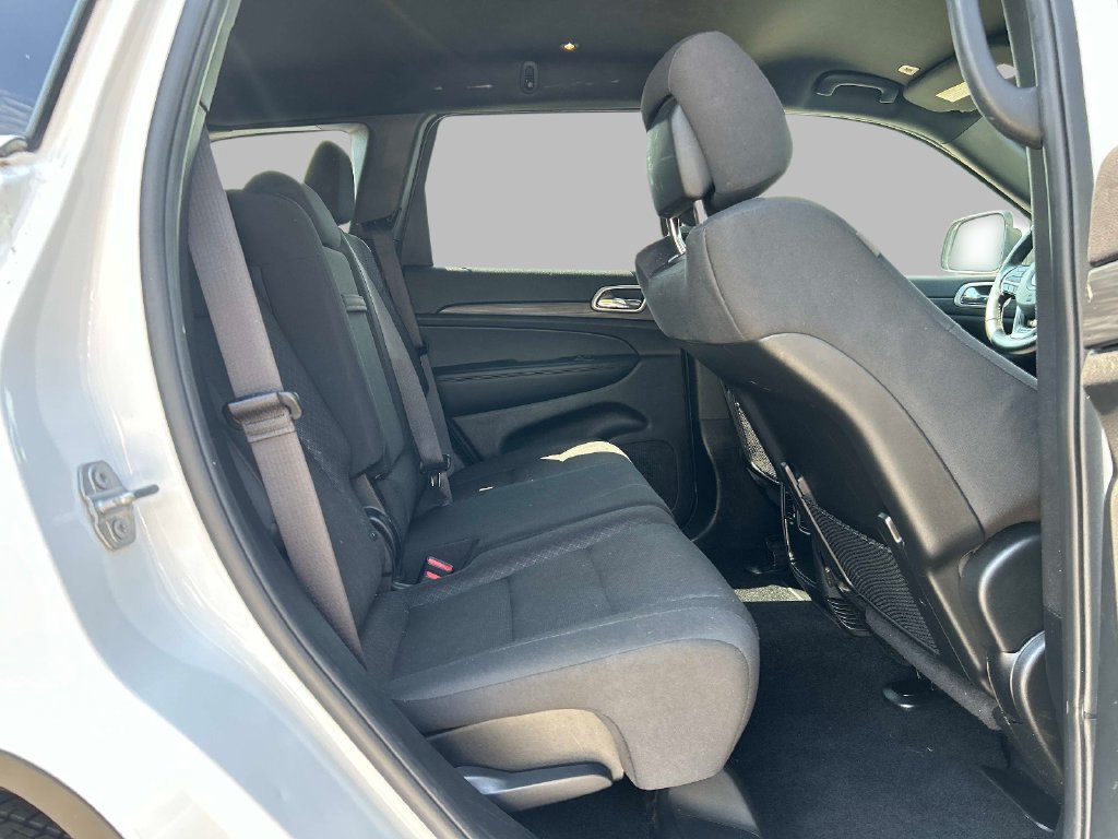 Certified 2020 Jeep Grand Cherokee Laredo AWD/4WD image 16