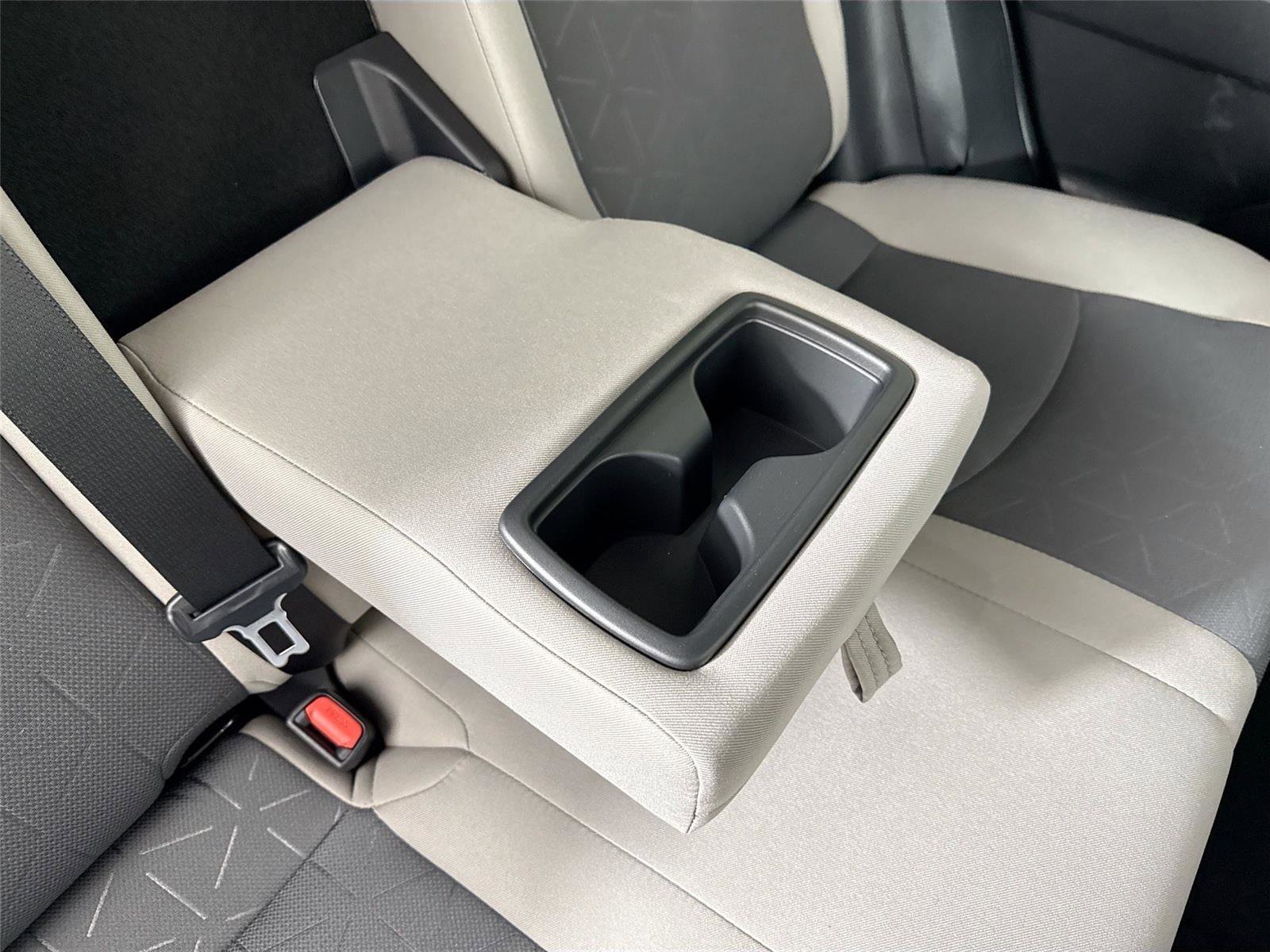 Certified 2025 Toyota RAV4 XLE image 40