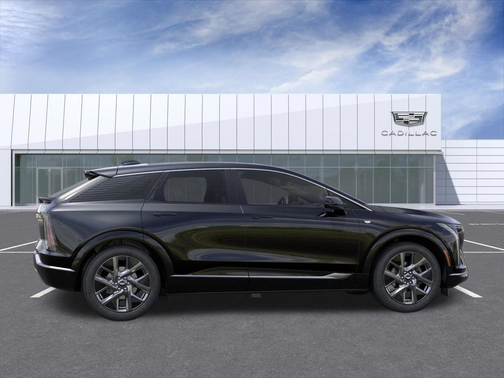 New 2026 Cadillac Optiq Luxury 1 w/ LPO, Floor Liner Package AWD/4WD image 5