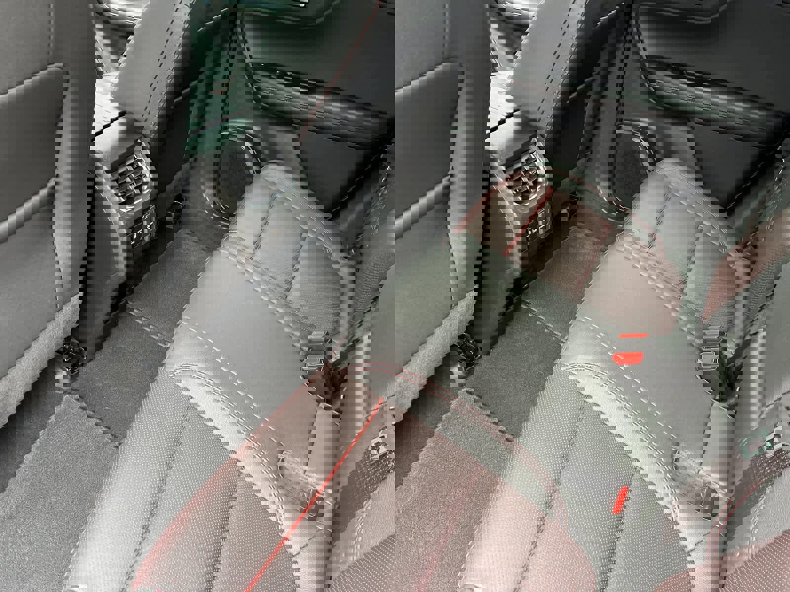 Certified 2023 Chevrolet Blazer RS w/ Driver Confidence II Package image 4