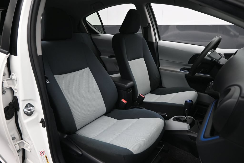 Used 2013 Toyota Prius C Two FWD image 16