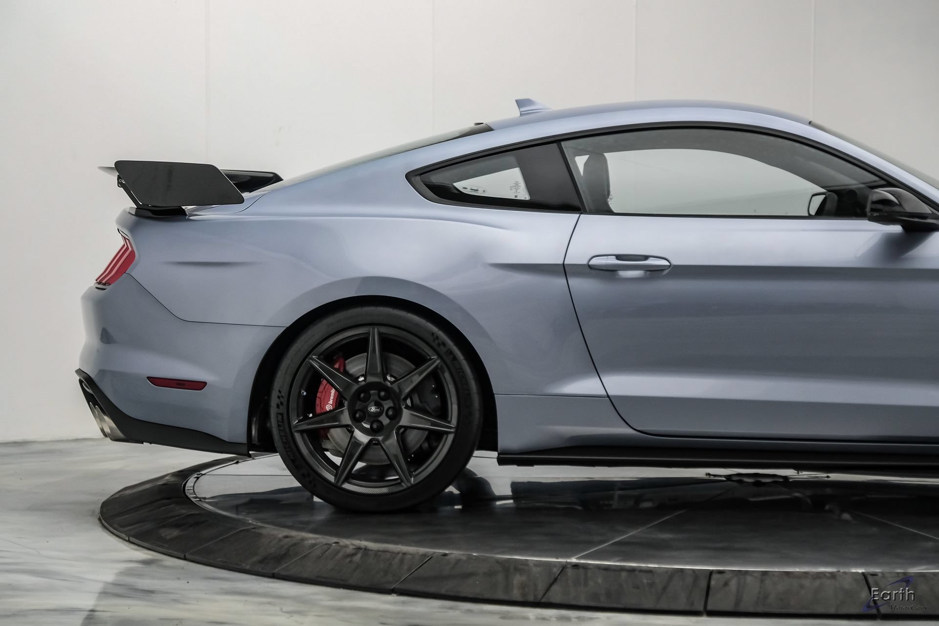 Used 2022 Ford Mustang Shelby GT500 w/ Carbon Fiber Track Pack RWD image 27