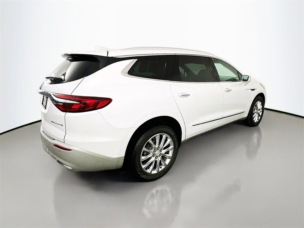 Used 2019 Buick Enclave Essence image 8