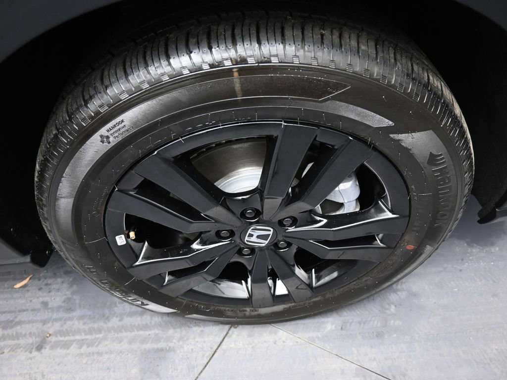 Certified 2026 Honda HR-V Sport image 13