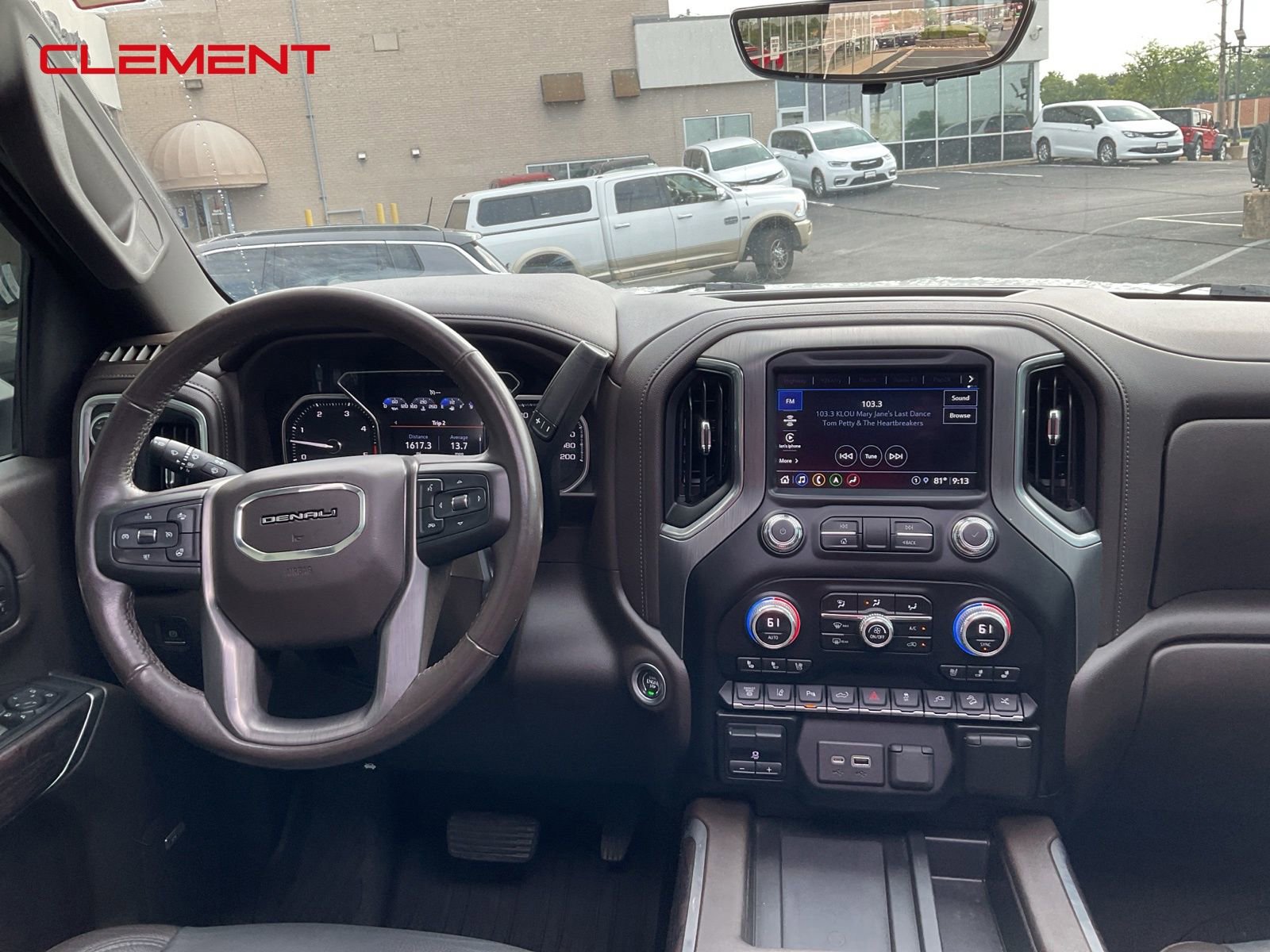 Used 2023 GMC Sierra 2500 Denali w/ Denali Ultimate Package image 15