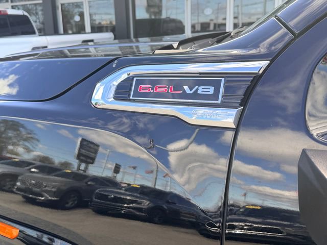 Used 2022 GMC Sierra 2500 SLE w/ SLE Value Package; image 9