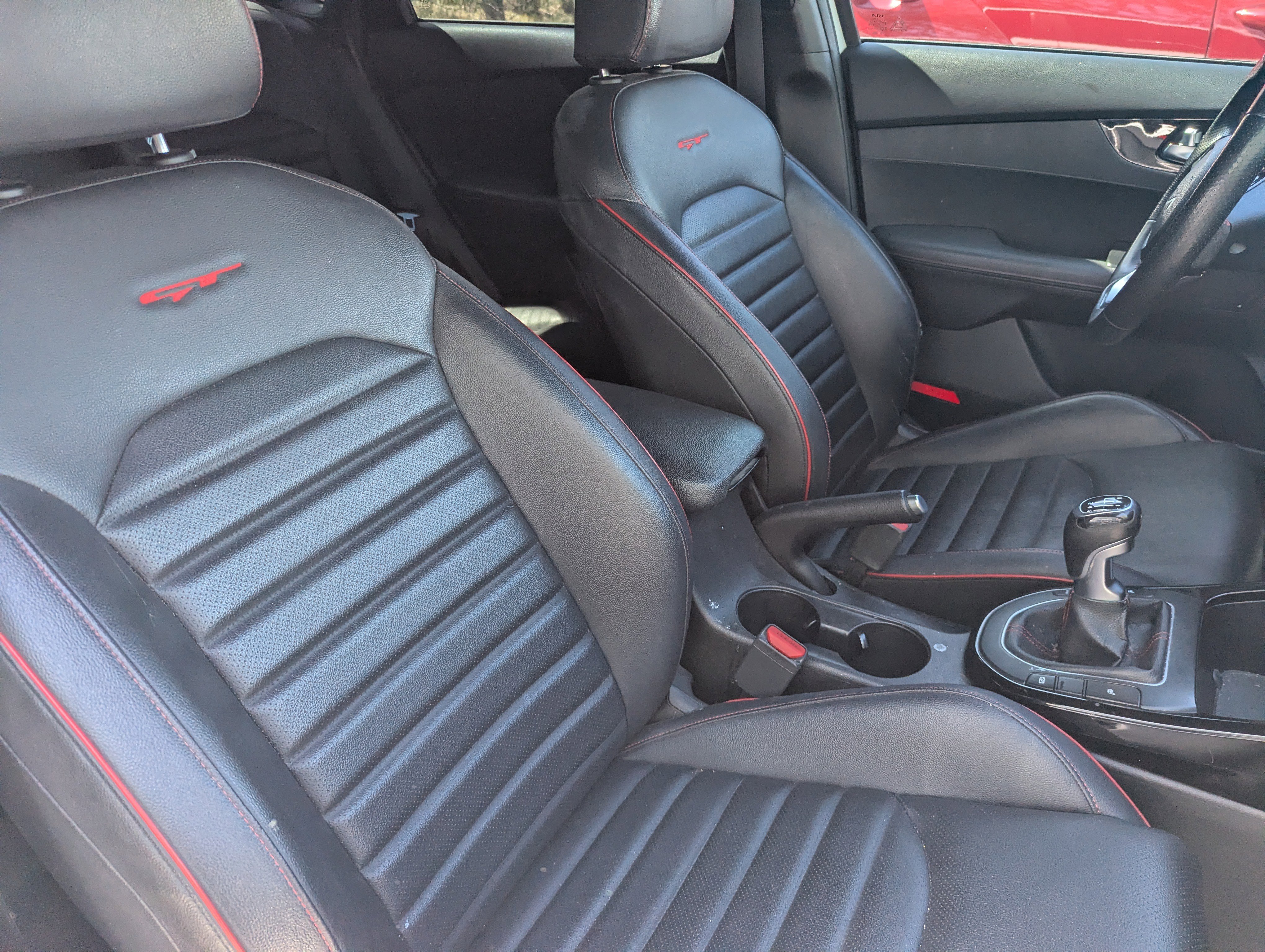 Certified 2022 Kia Forte GT image 9