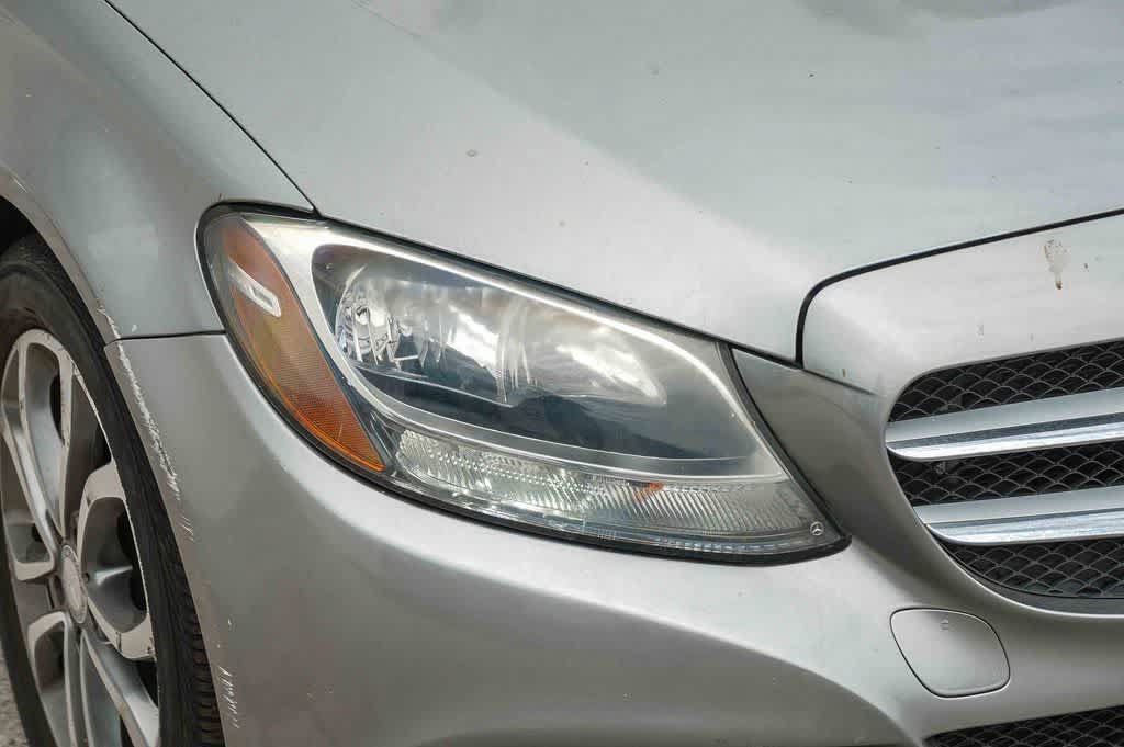 Used 2016 Mercedes-Benz C 300 Sedan image 4