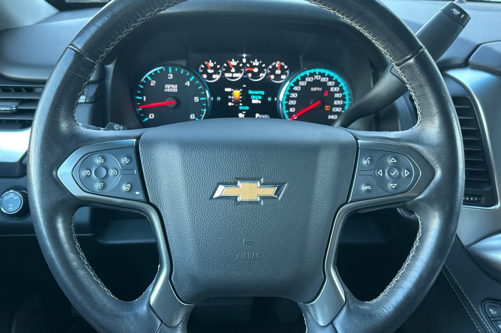 Used 2020 Chevrolet Tahoe Premier AWD/4WD image 35