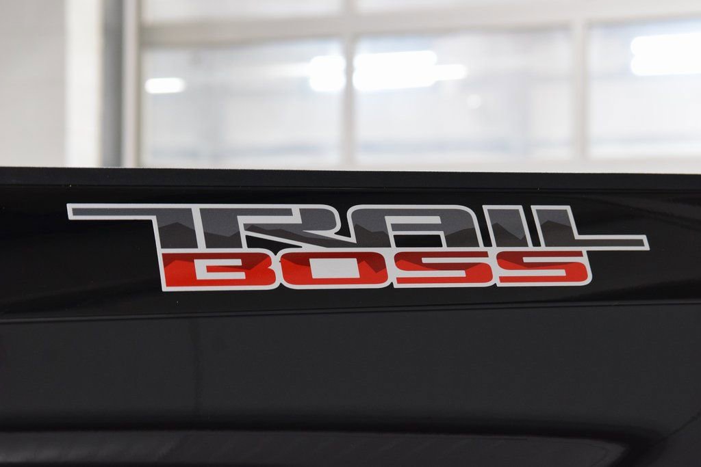 Used 2025 Chevrolet Silverado 1500 Custom Trail Boss image 28