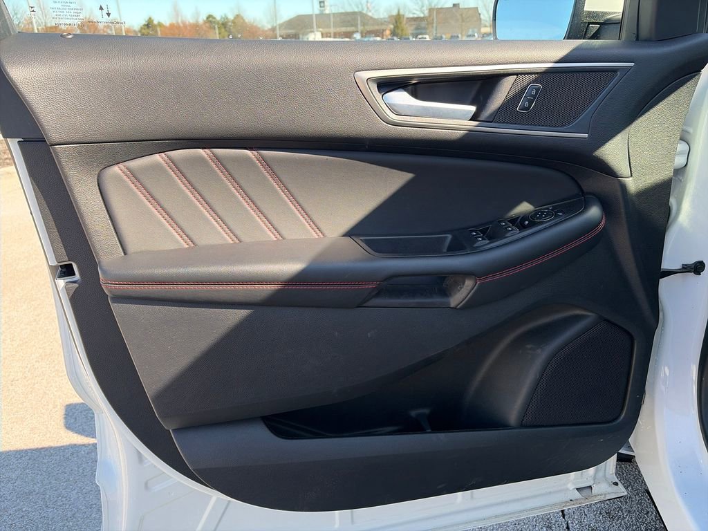 Used 2024 Ford Edge ST-Line AWD/4WD image 15