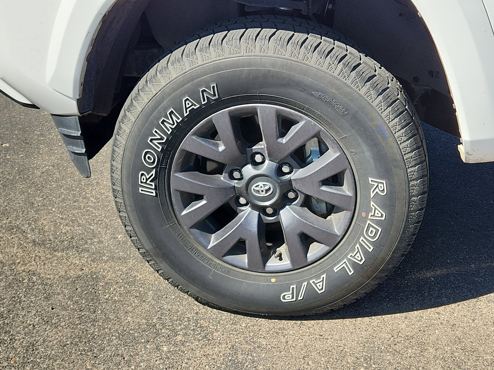 Used 2023 Toyota Tacoma SR5 RWD image 7