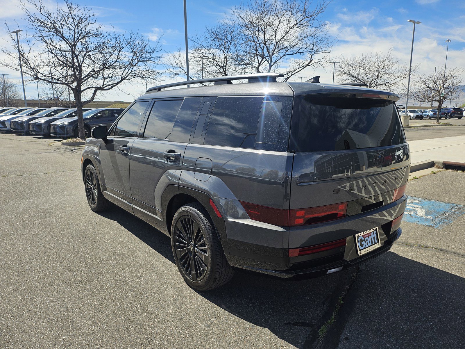 Used 2025 Hyundai Santa Fe Calligraphy AWD/4WD image 8
