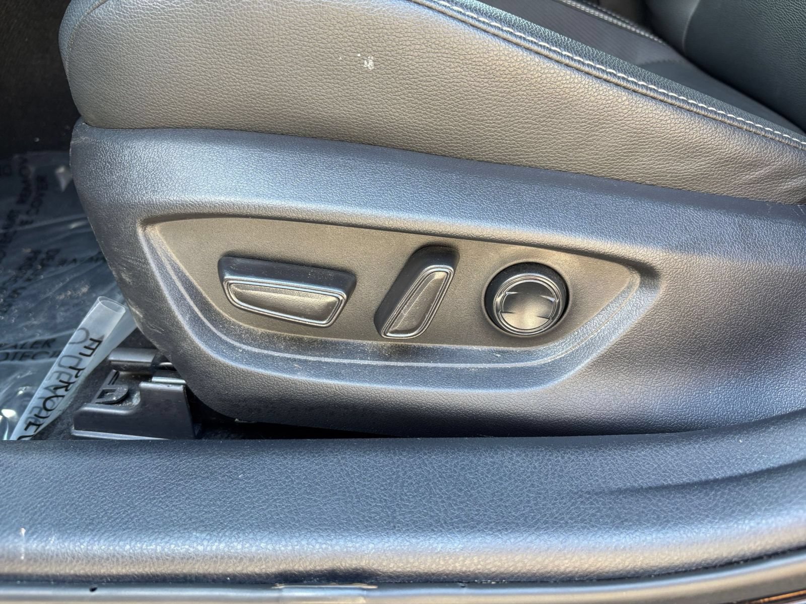 Used 2025 Toyota Camry SE FWD image 23