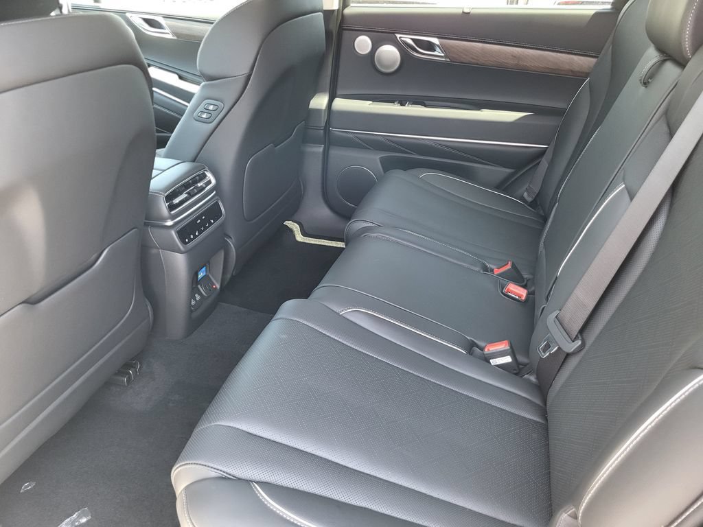 New 2027 Genesis GV80 2.5T Prestige AWD/4WD image 10
