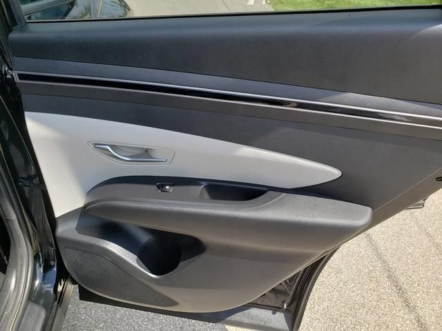 Used 2024 Hyundai Tucson SEL FWD image 21