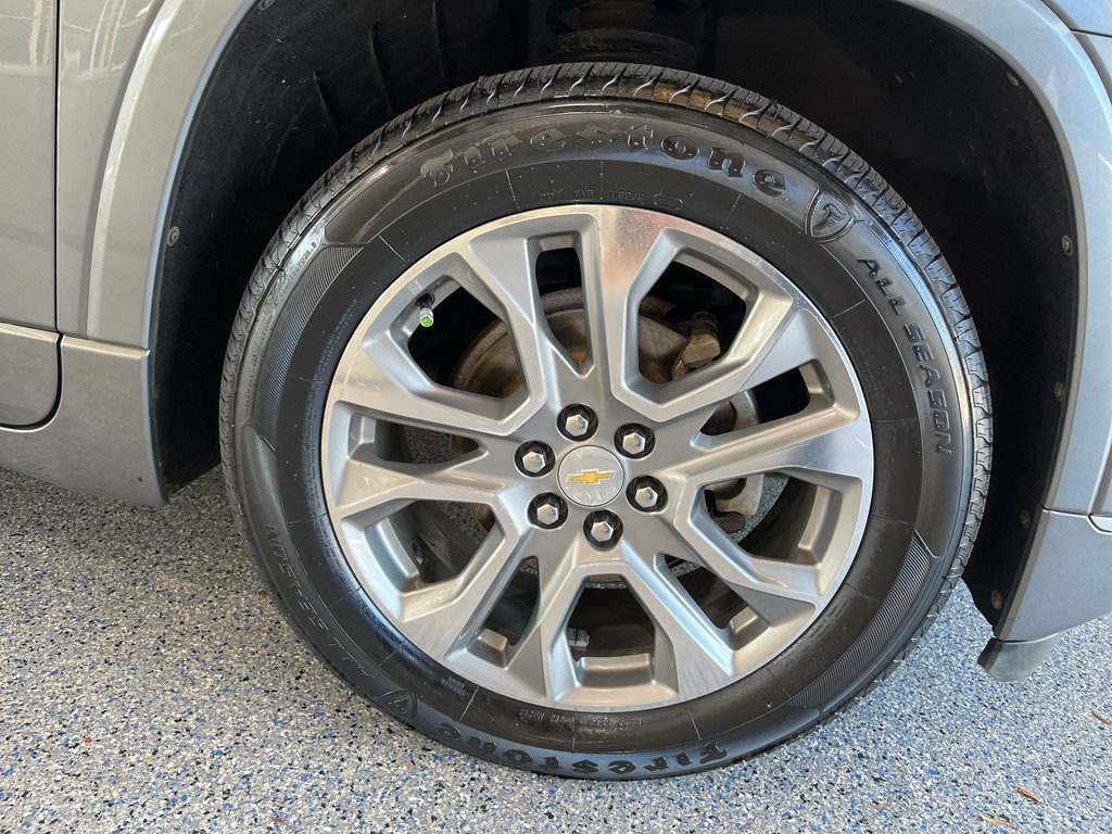 Used 2019 Chevrolet Traverse Premier w/ Driver Confidence II Package image 35