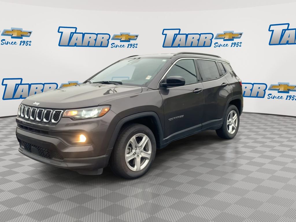 Used 2024 Jeep Compass Latitude image 4