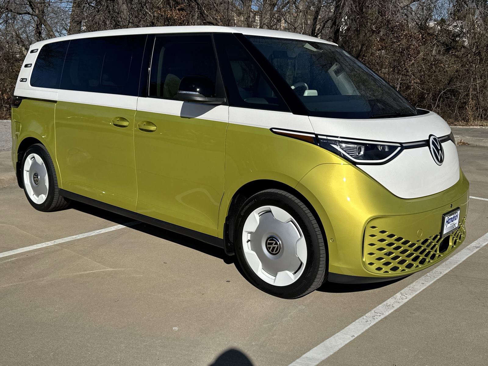 New 2025 Volkswagen ID. Buzz 1st Edition image 2