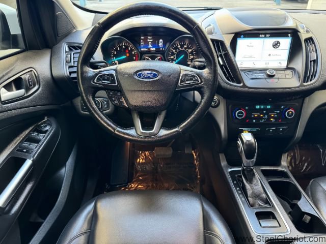 Used 2019 Ford Escape SEL image 12