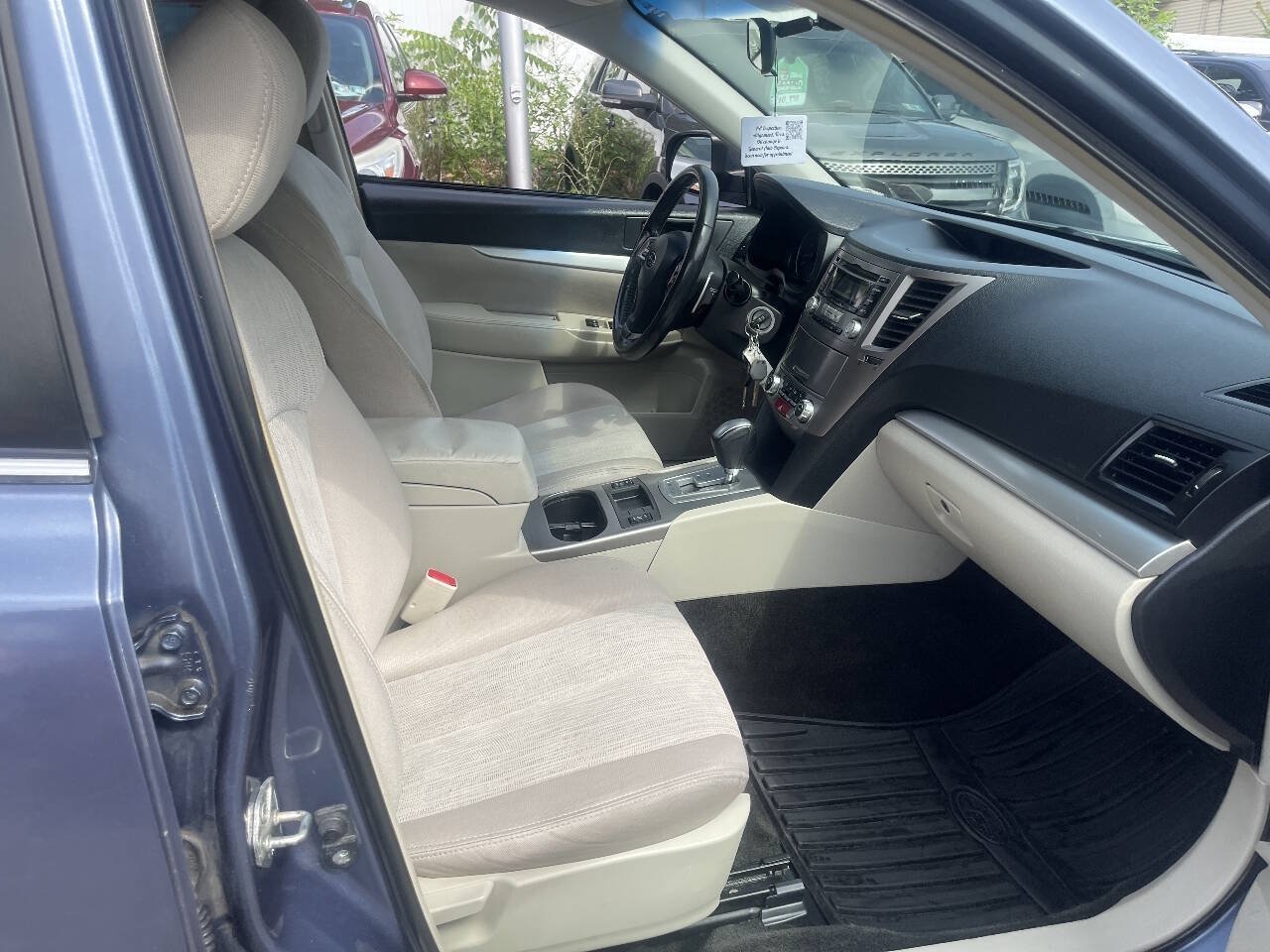 Used 2013 Subaru Outback 2.5i Premium AWD/4WD image 28