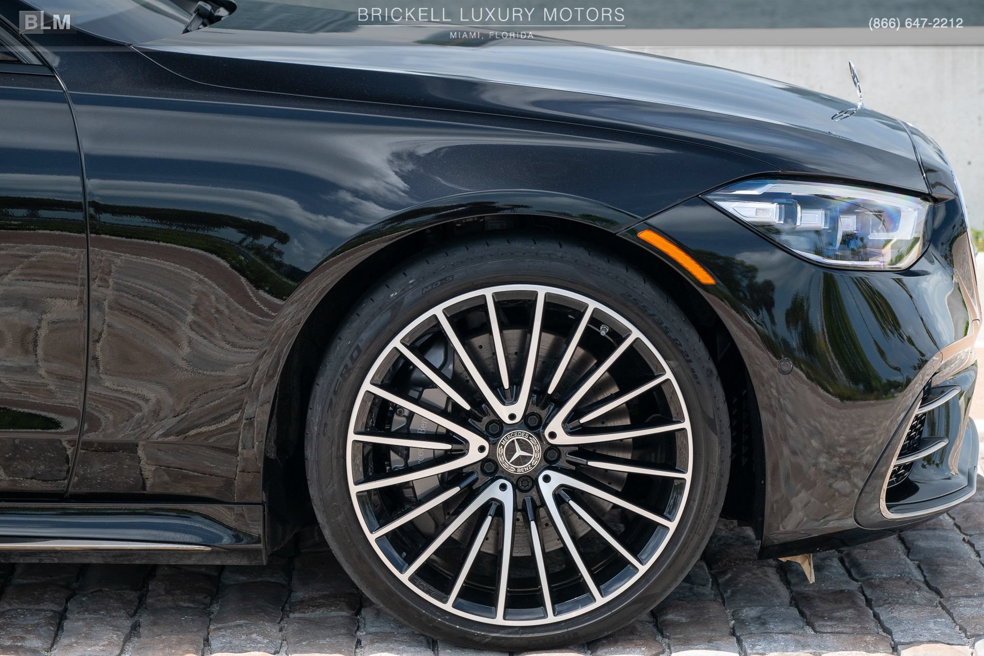Used 2024 Mercedes-Benz S 580 4MATIC Sedan w/ AMG Line image 44