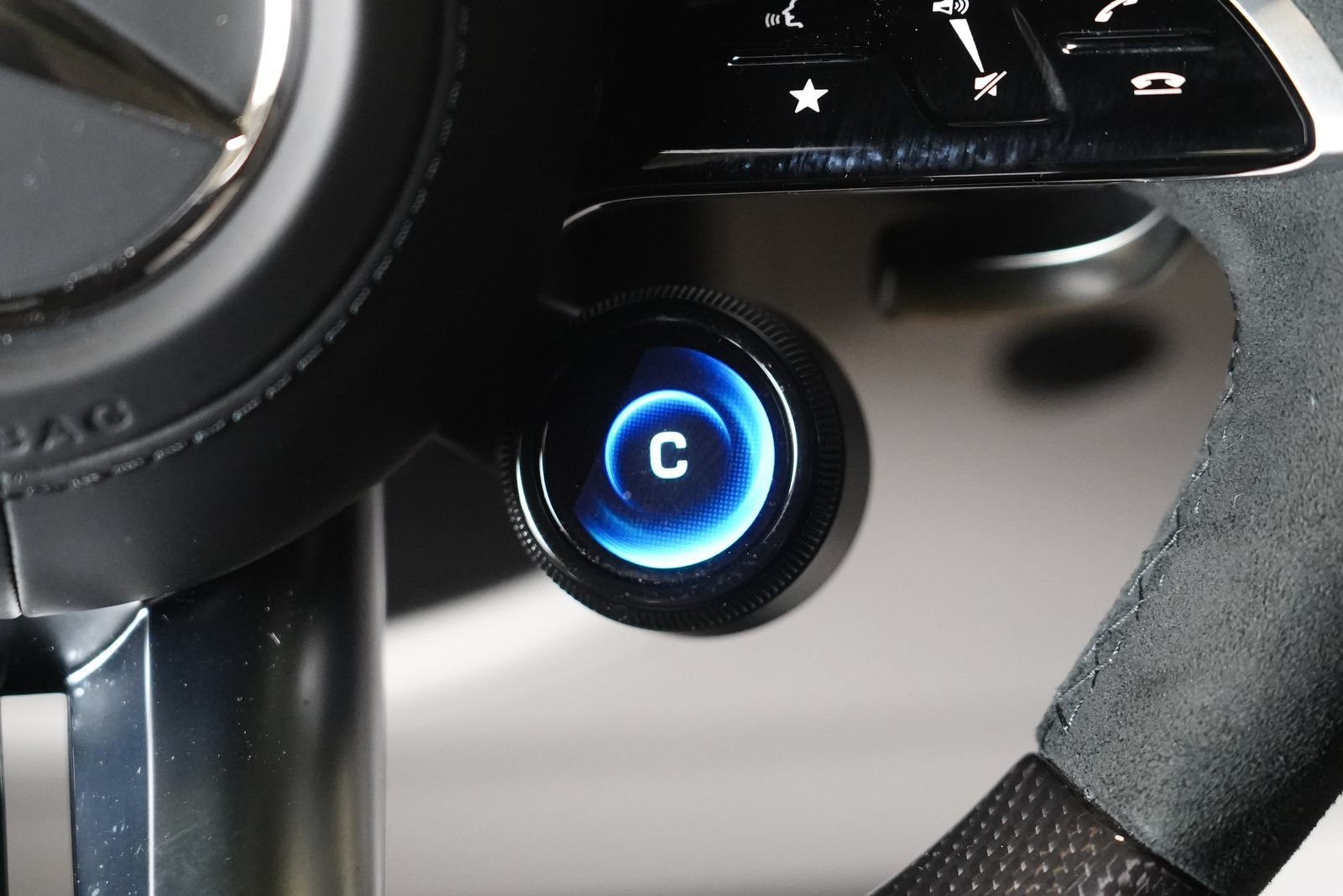 Certified 2025 Mercedes-Benz G 63 AMG 4MATIC image 19