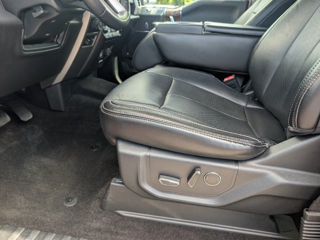 Used 2018 Ford F150 Lariat w/ Equipment Group 501A Mid AWD/4WD image 8