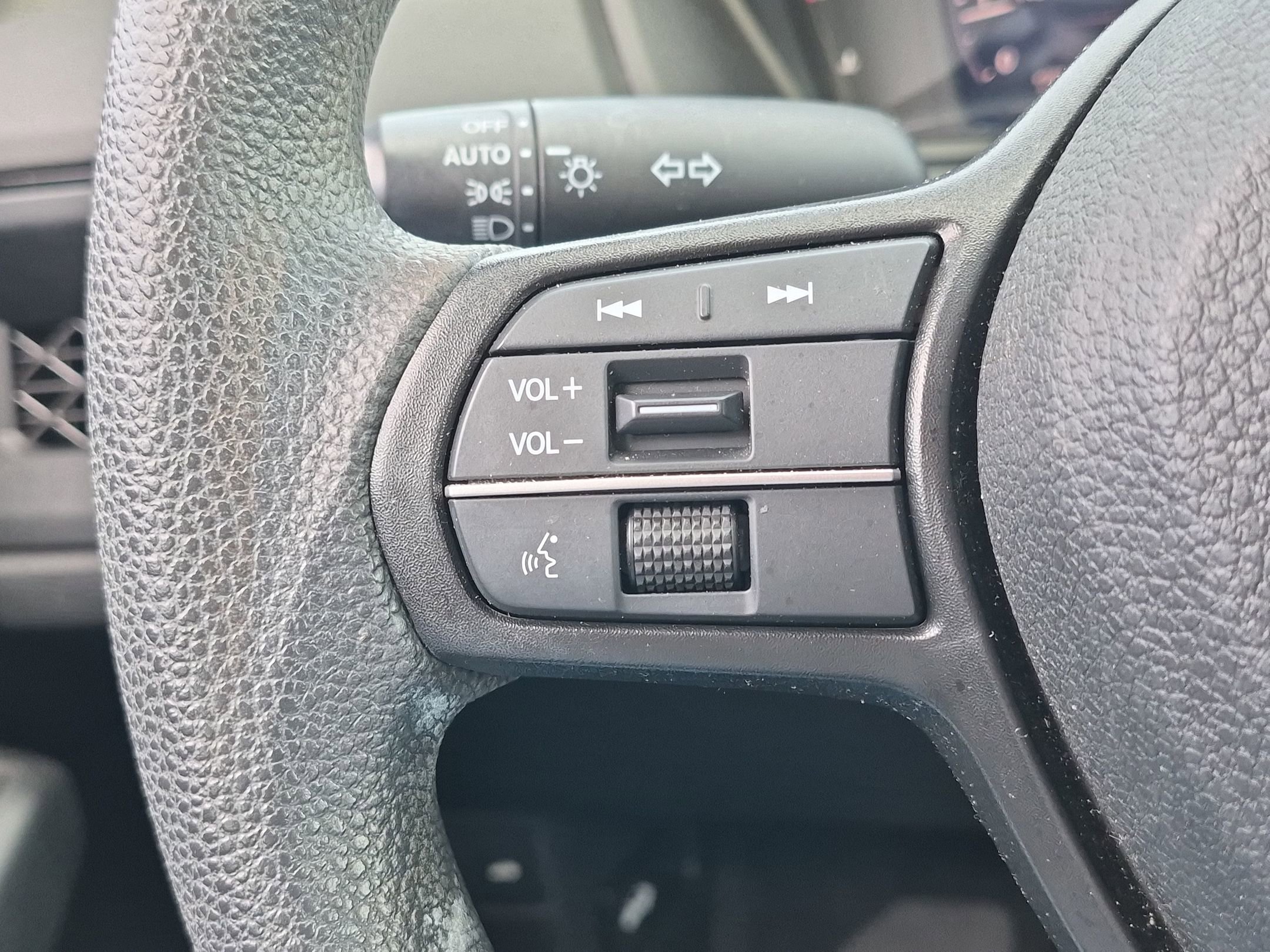 Used 2023 Honda Accord EX image 17
