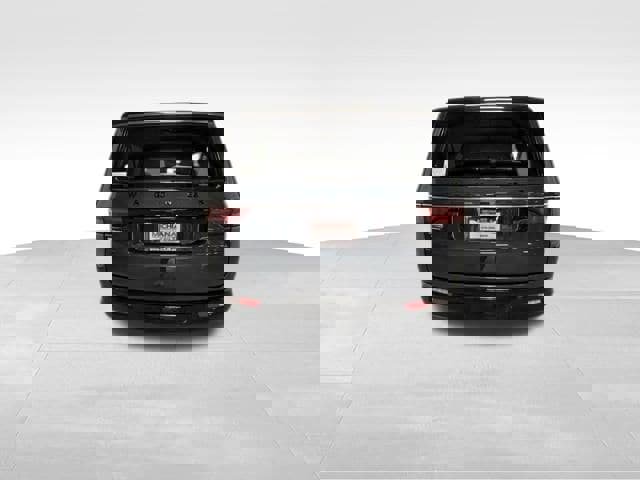 New 2025 Jeep Wagoneer L Series III w/ Quick Order Package 25C Super image 7