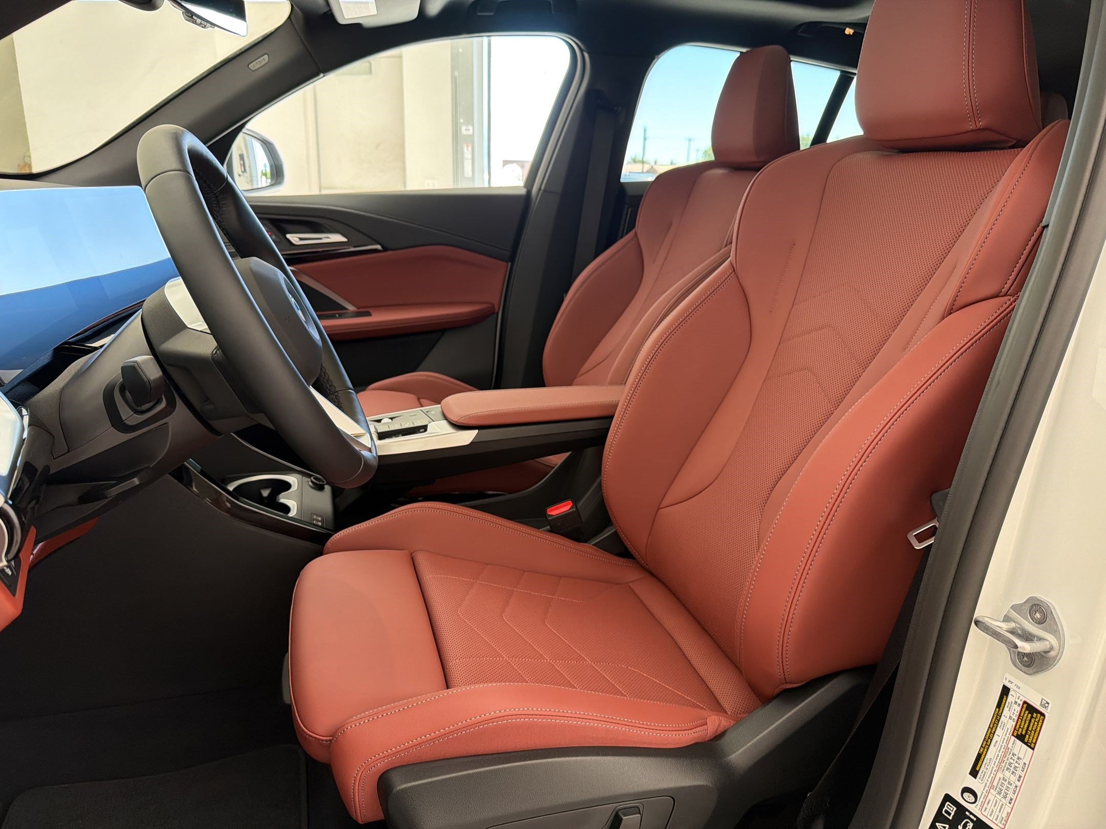 New 2026 BMW X2 xDrive28i w/ Technology Package AWD/4WD image 5