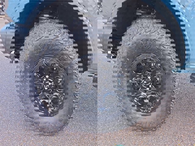 Used 2023 Ford Bronco Wildtrak image 9