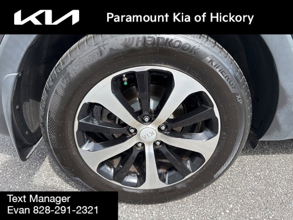 Used 2016 Kia Sorento EX w/ EX Premium Package AWD/4WD image 9