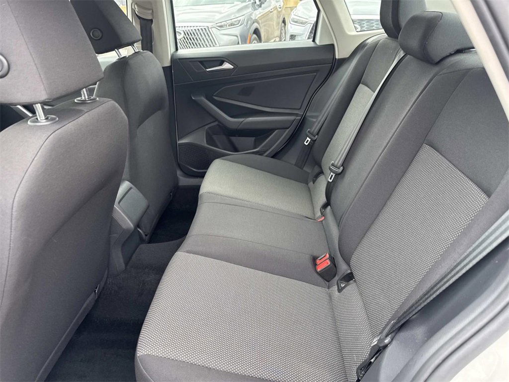 Used 2021 Volkswagen Jetta S w/ Driver Assistance Package image 13