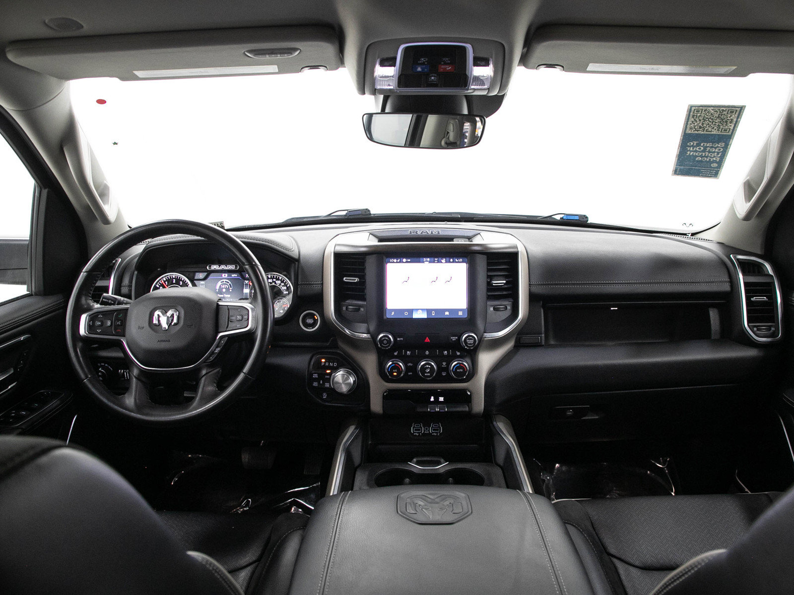Used 2022 RAM 1500 Laramie AWD/4WD image 17