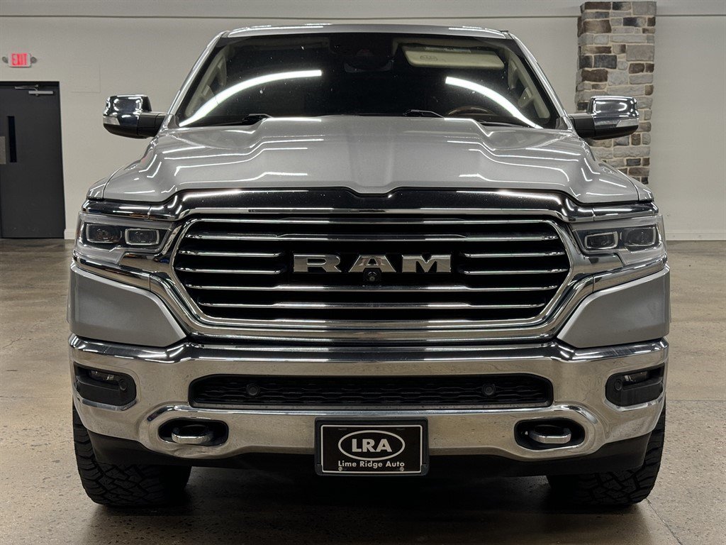 Used 2019 RAM 1500 Limited AWD/4WD image 2