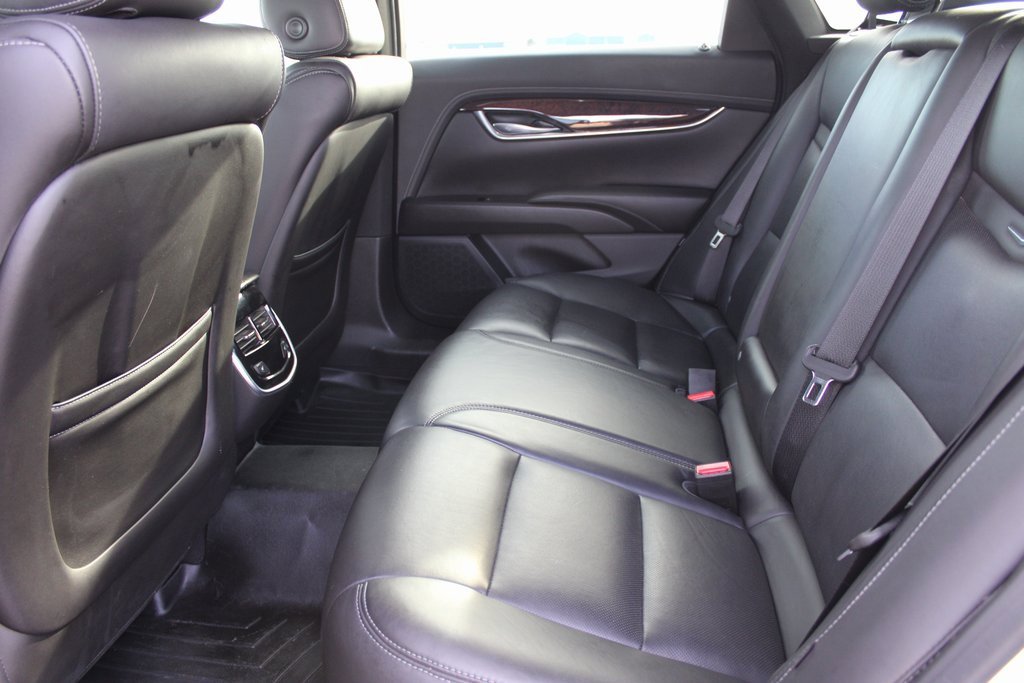 Used 2016 Cadillac XTS Luxury image 26