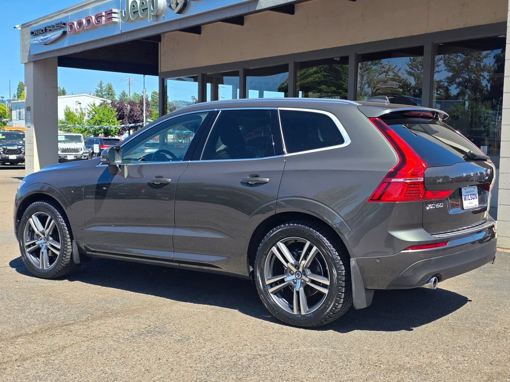 Used 2019 Volvo XC60 T5 Momentum w/ Multimedia Package AWD/4WD image 31
