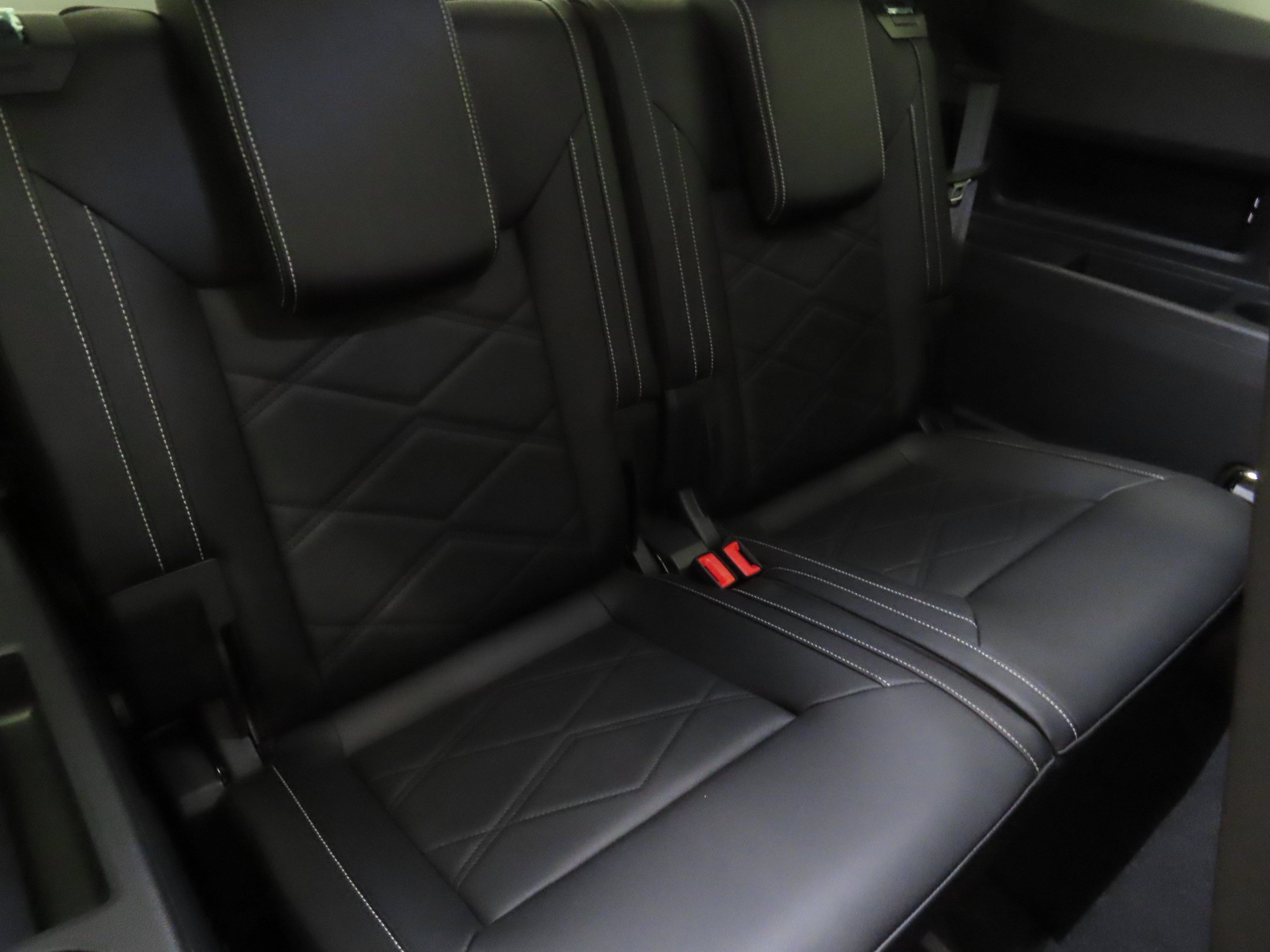 Certified 2026 Volkswagen Atlas SE FWD image 24