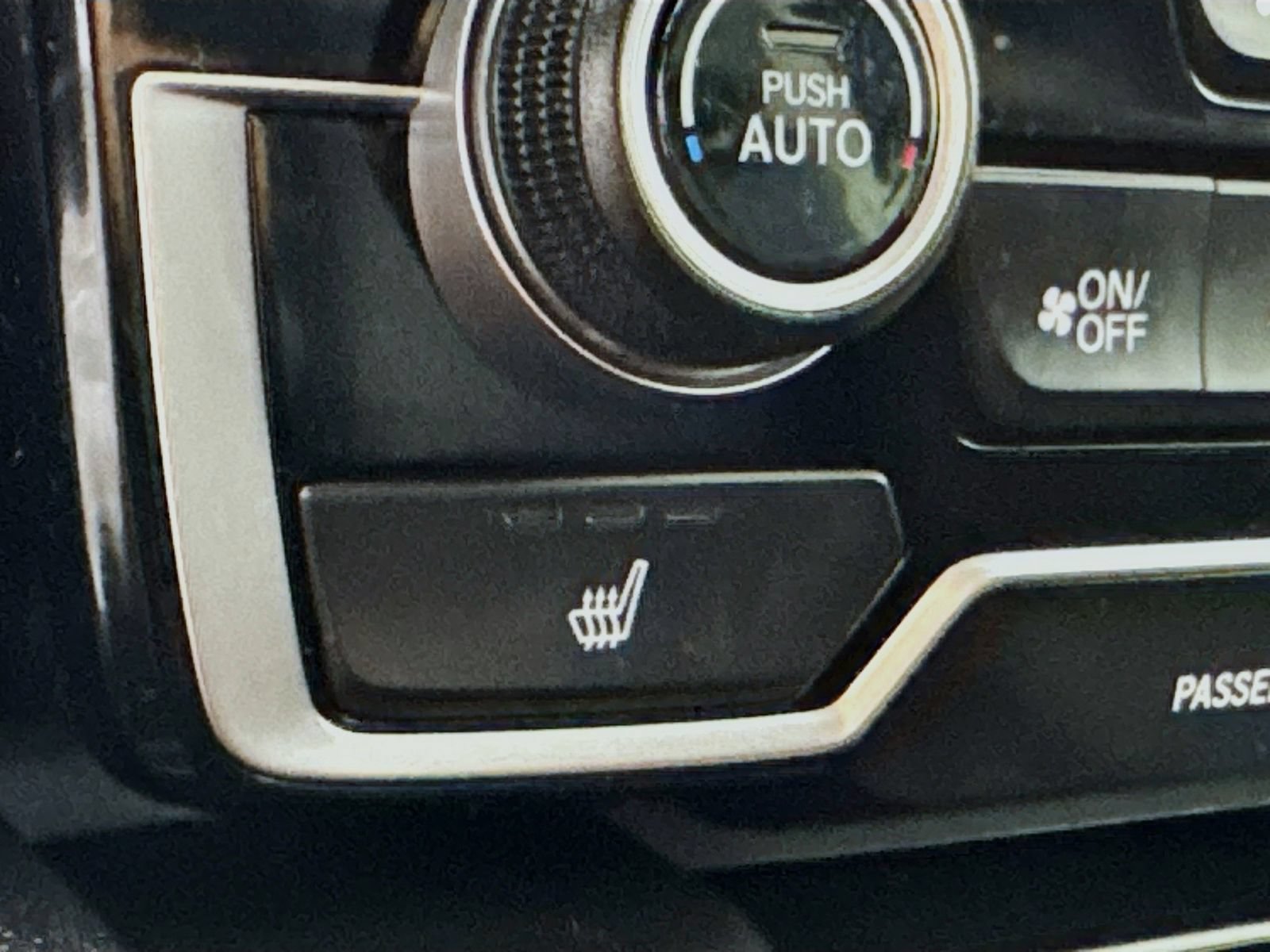 Used 2018 Honda CR-V EX-L image 17