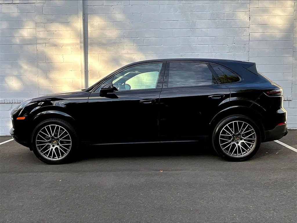 Certified 2023 Porsche Cayenne S Platinum image 2